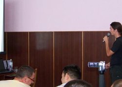 Доповідає Ігор Мельник - аспірант кафедри технології зберігання і переробки плодів та овочів